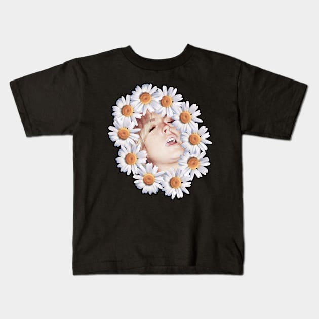 Lohan Daisies Kids T-Shirt by hunnydoll